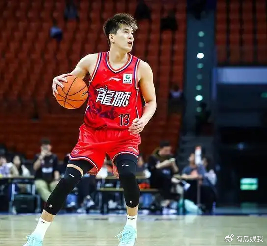 趋势分析-前往北京，郭艾伦深夜发声，官宣决定，广州批准，周琦祝福|广东男篮|中国男篮|球迷|手术|比赛_新浪体育_新浪新闻